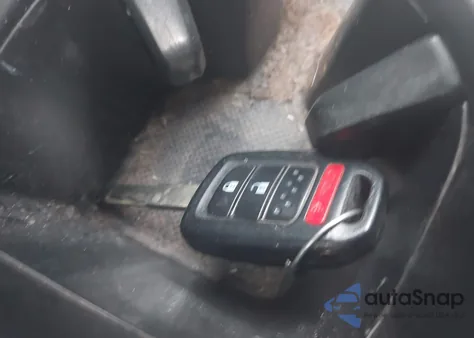 2014 Honda Cr-V Lx z USA, uszkodzony, nr VIN 5J6RM3H32EL030175